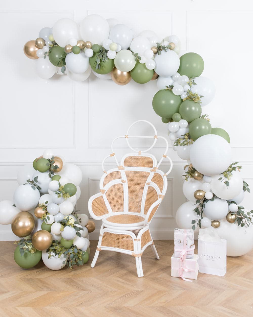 Botanical – The Gorgeous Garland | Rental