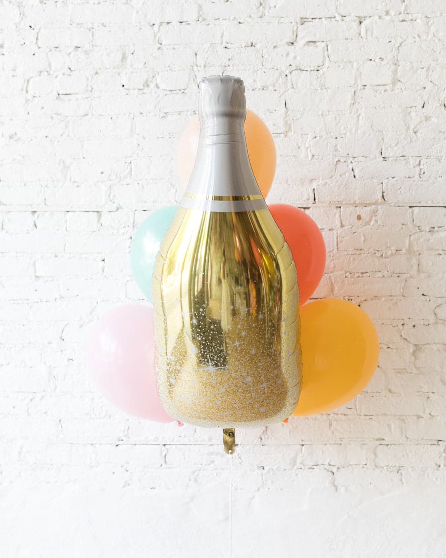 Colorful Bloom – Champagne Foil and 11in Balloons – bouquet of 7 | Rental