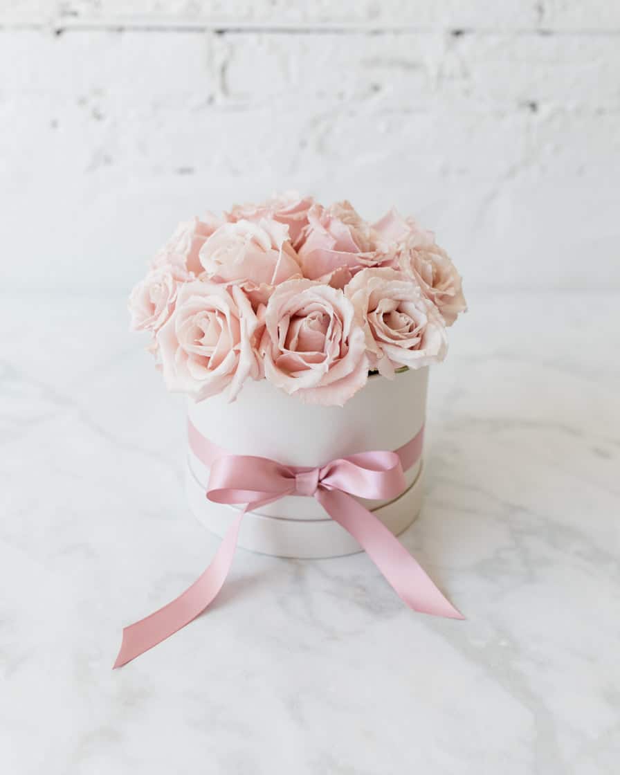 GIFT-Pale Pink Rose Bloom Box | Rental