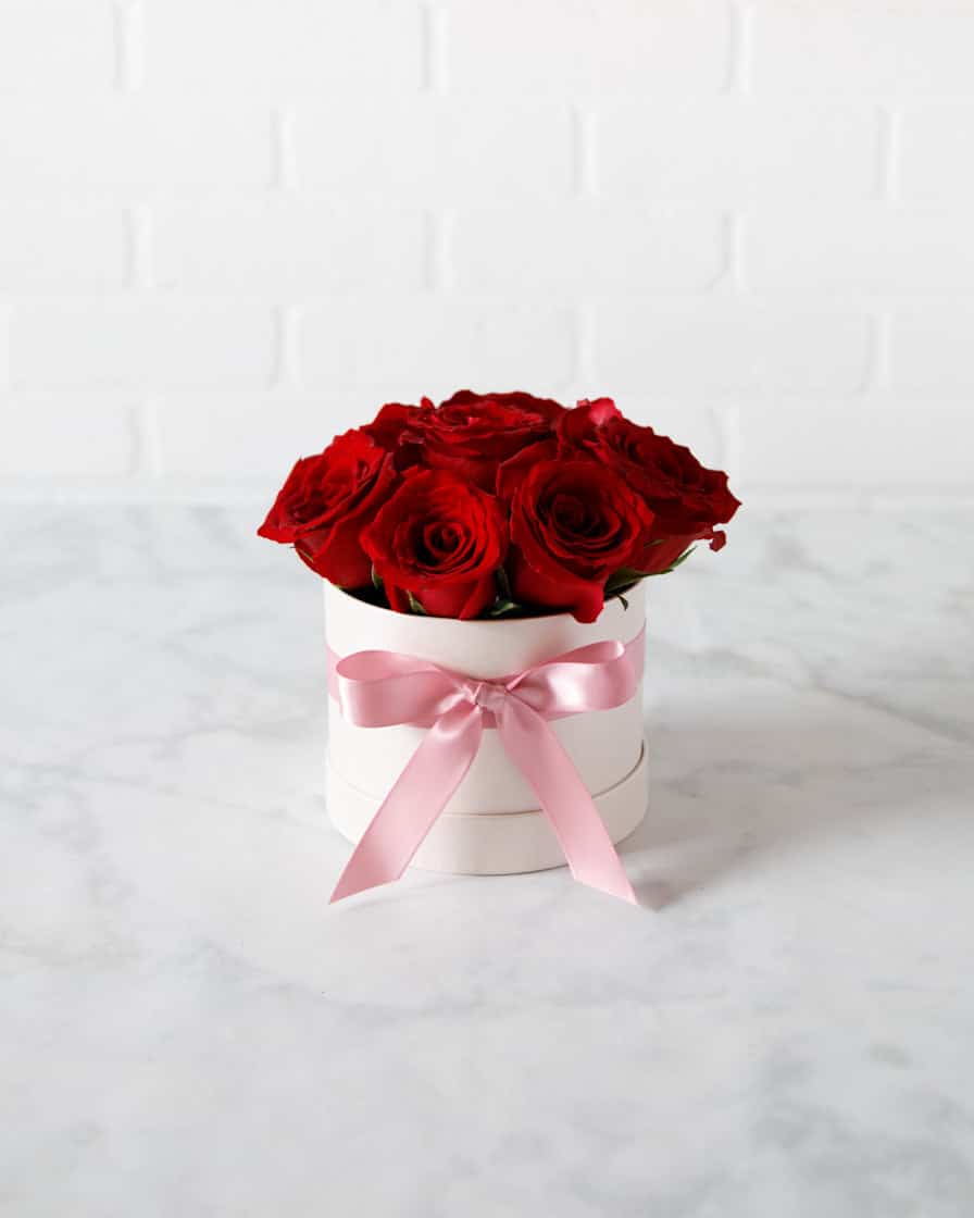 GIFT- Red Rose Bloom Box | Rental