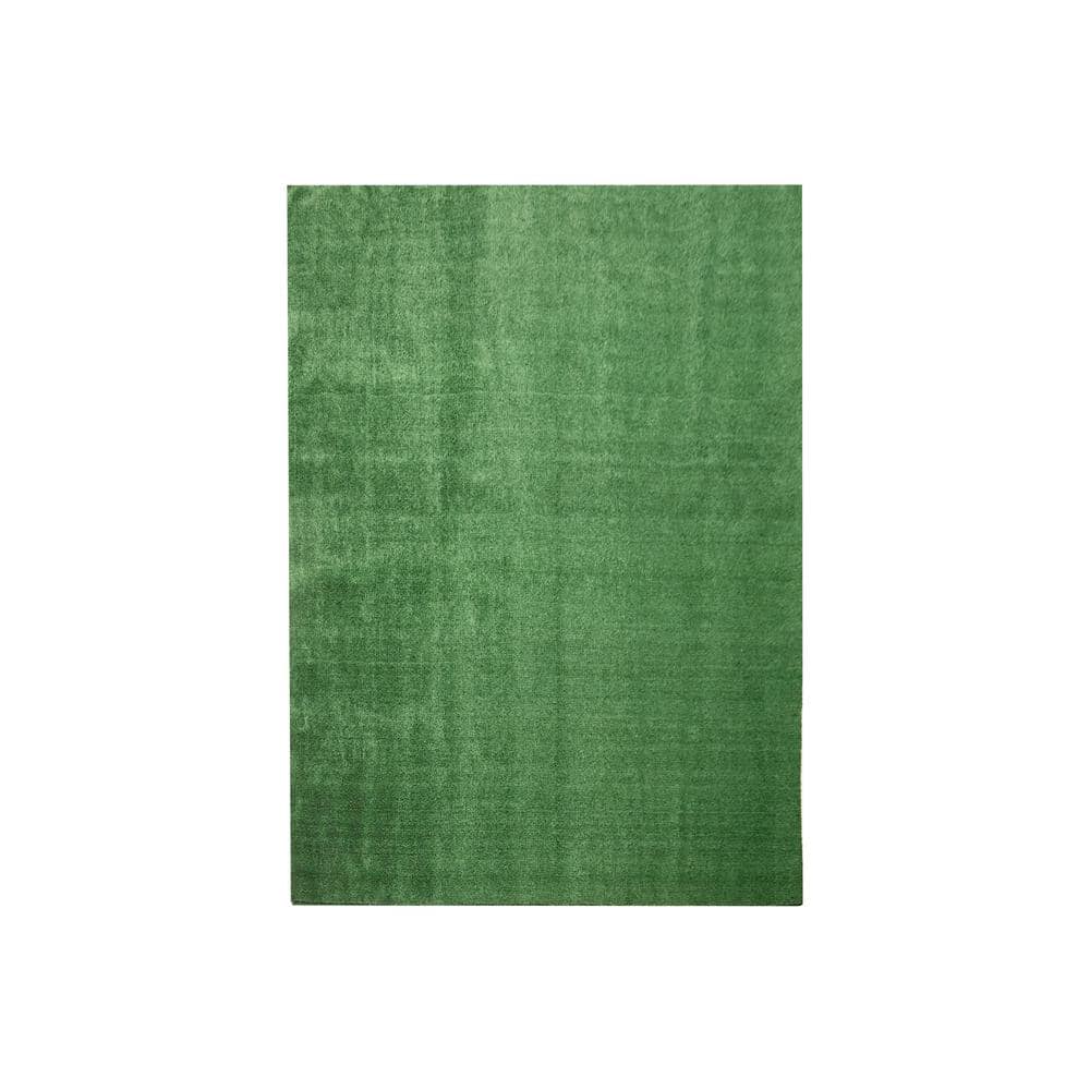 TrafficMaster — Emerald Green Precut Turf 6 ft. x 8 ft. Artificial Grass Rug | Rental TrafficMaster — Emerald Green Precut Turf 6 ft. x 8 ft. Artificial Grass Rug | Rental